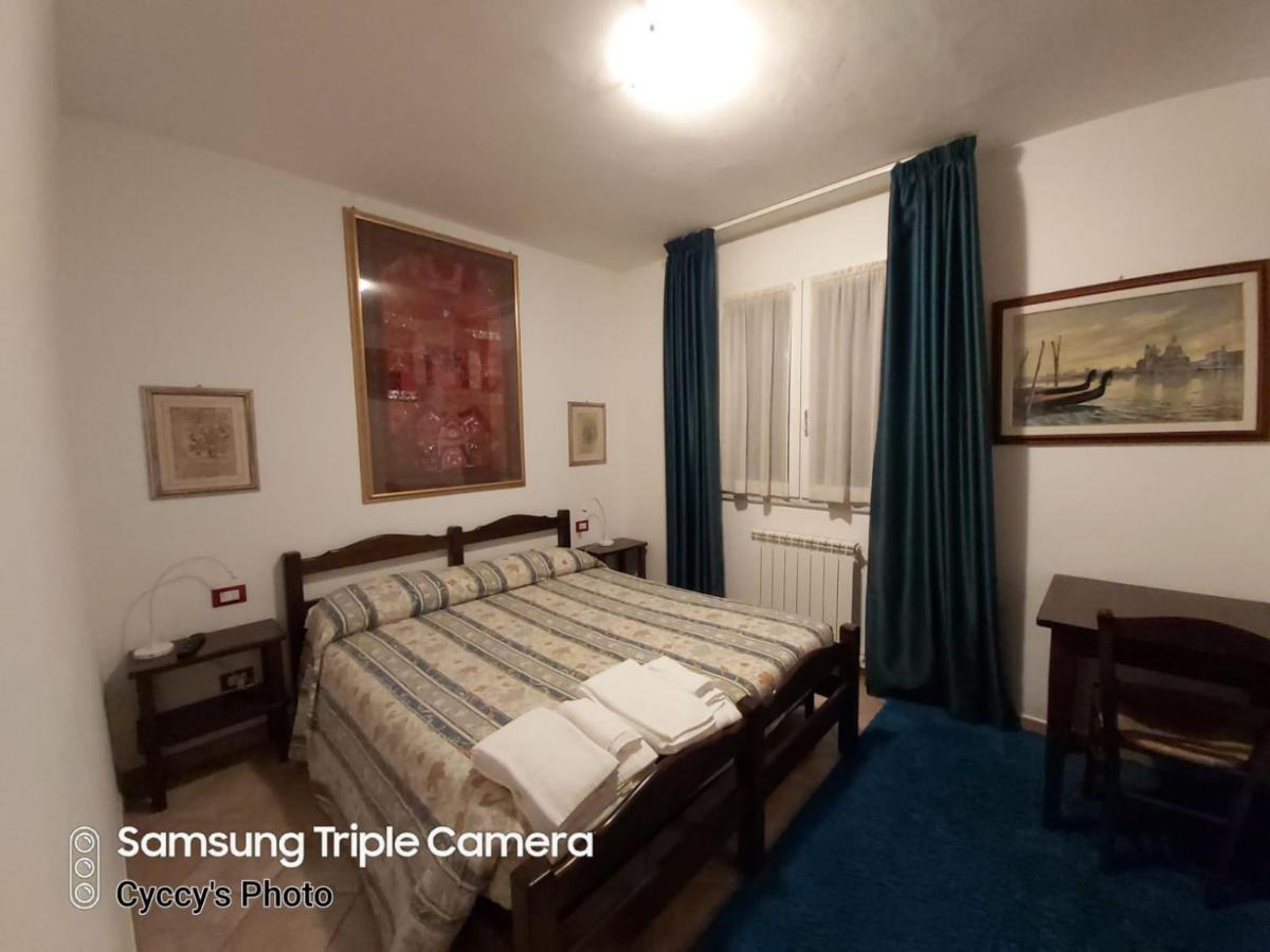 Bed & Breakfast 4U Parcheggio Interno Chiavari Bagian luar foto