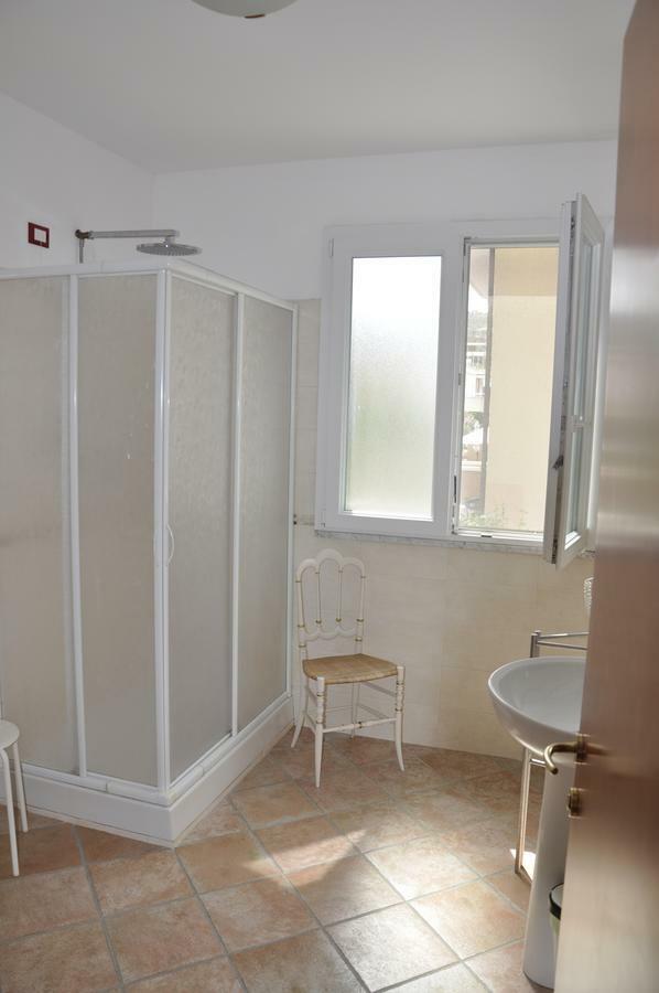 Bed & Breakfast 4U Parcheggio Interno Chiavari Bagian luar foto