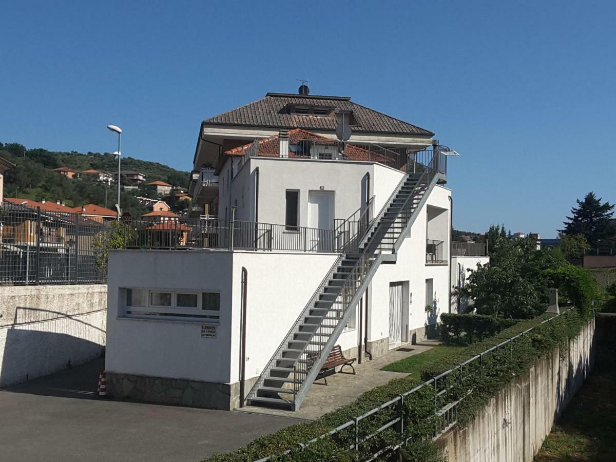 Bed & Breakfast 4U Parcheggio Interno Chiavari Bagian luar foto