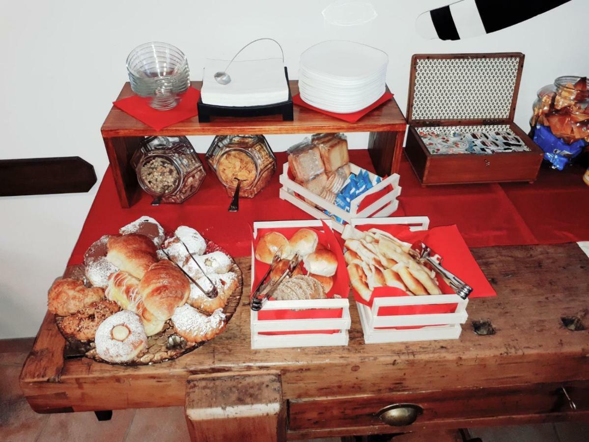 Bed & Breakfast 4U Parcheggio Interno Chiavari Bagian luar foto